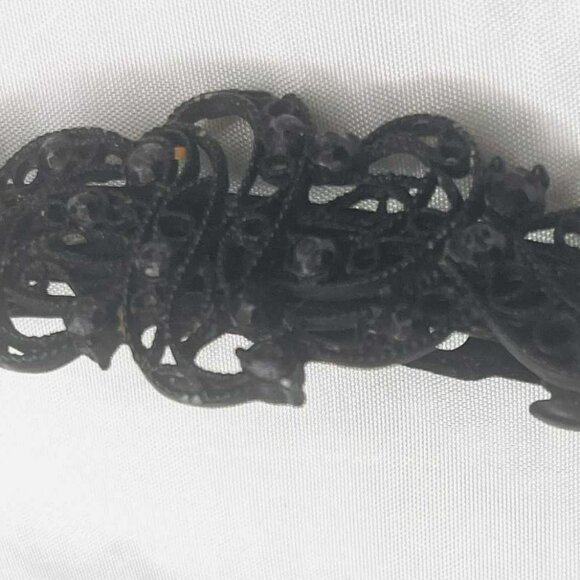 Vintage Black Filigree Hair Clip with Rhinestones — Designer Styling Accessory - Picture 5 of 8
